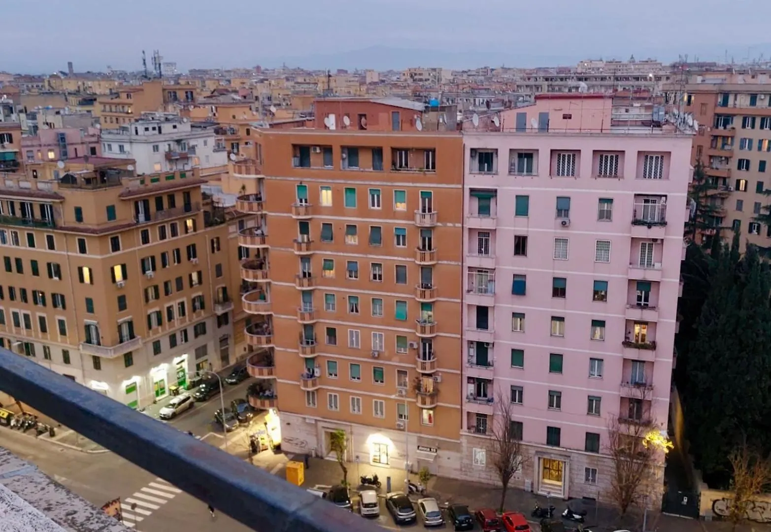 Sweet Home Acaia - San Giovanni Roma 0*,  İtalya